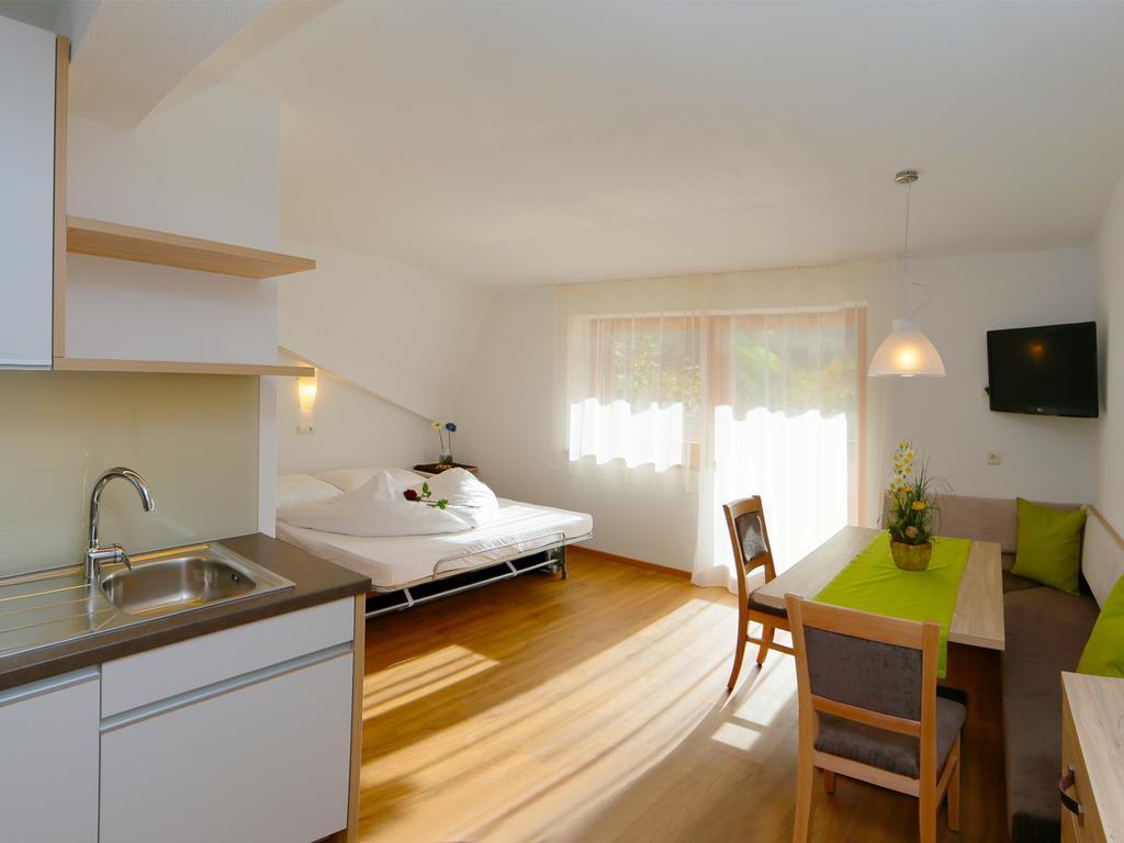 Garni Appartement Alpenresidence Steinhaus Zimmer foto