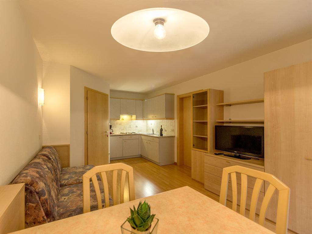 Garni Appartement Alpenresidence Steinhaus Zimmer foto